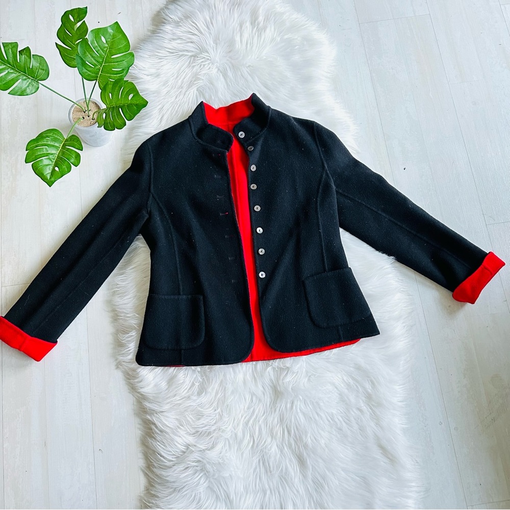NWOT Reversible Black Red Felt Mock Collar Jacket, L